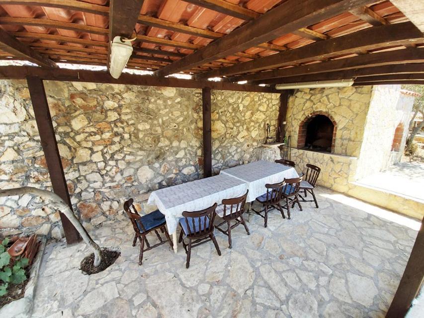 Apartments Carmen Vinišće Εξωτερικό φωτογραφία