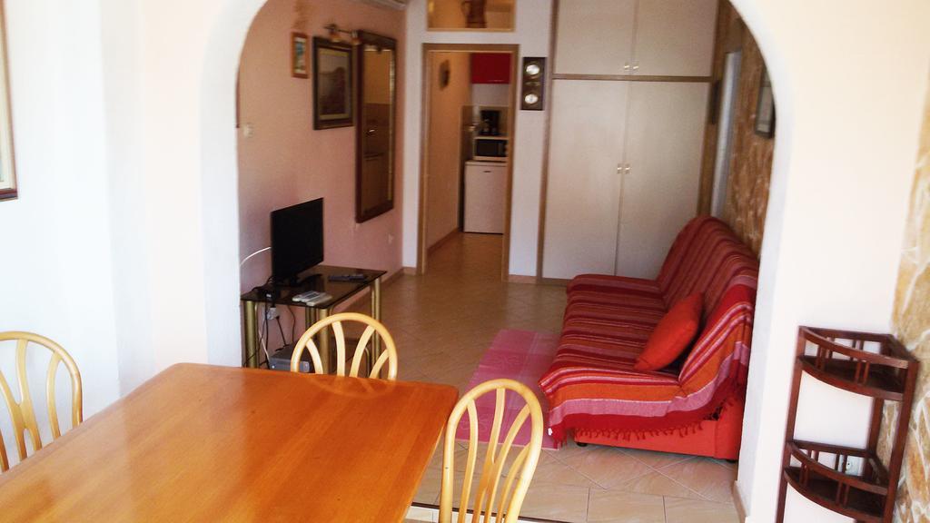 Apartments Carmen Vinišće Δωμάτιο φωτογραφία